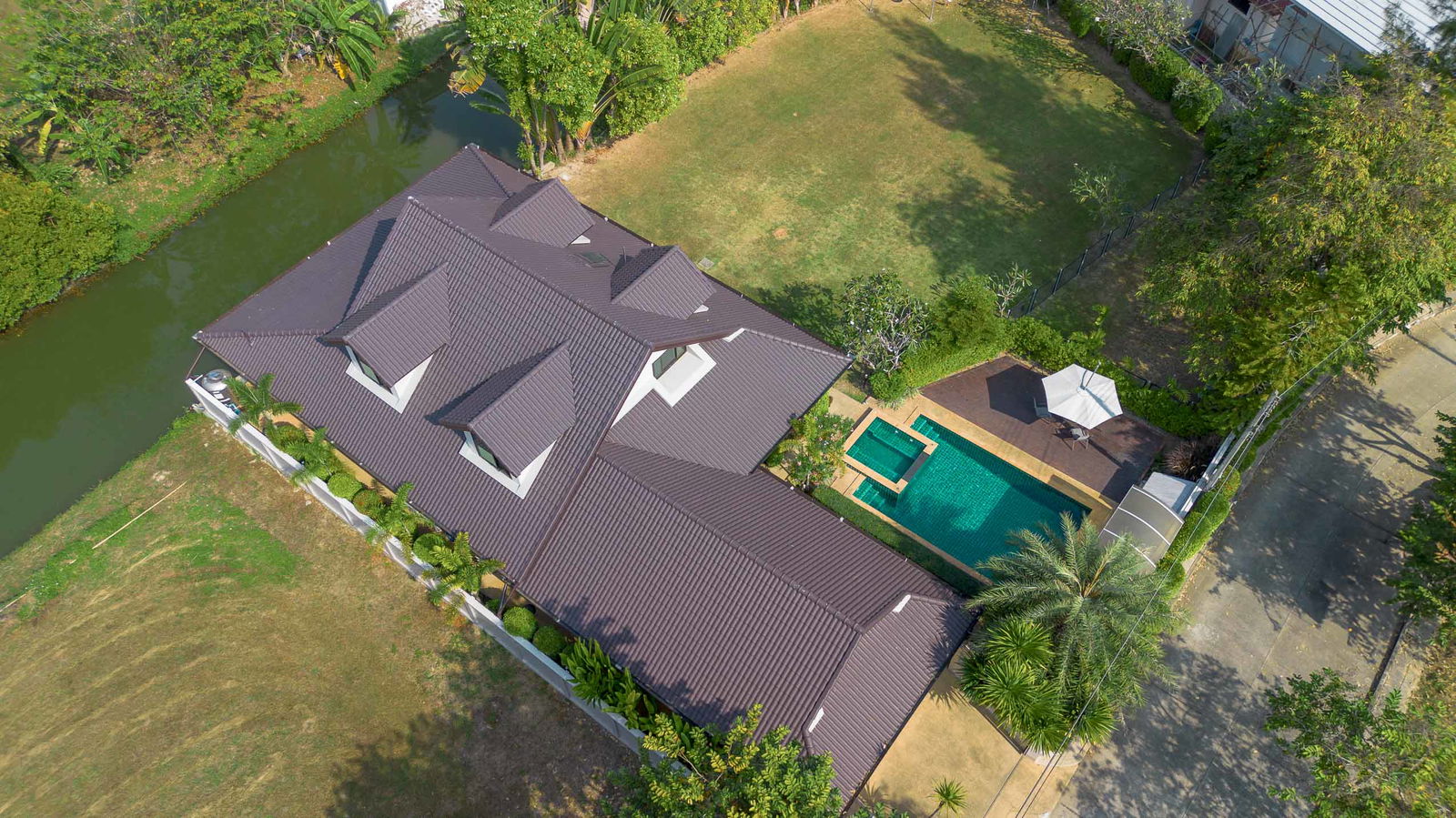 Unforgettable 5 Bedroom Pool Villa With A Large Garden In Doi Saket