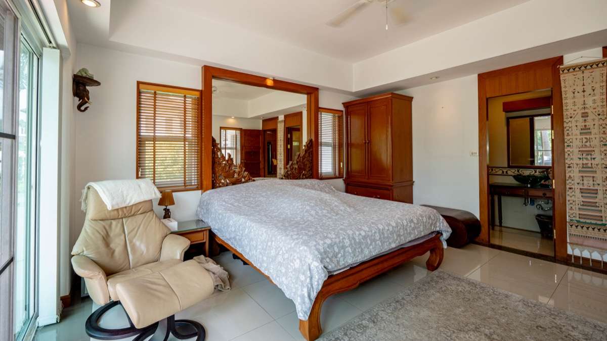 Luxurious 4-Bedroom Pool Villa at Chiang Mai Highlands Golf & Spa