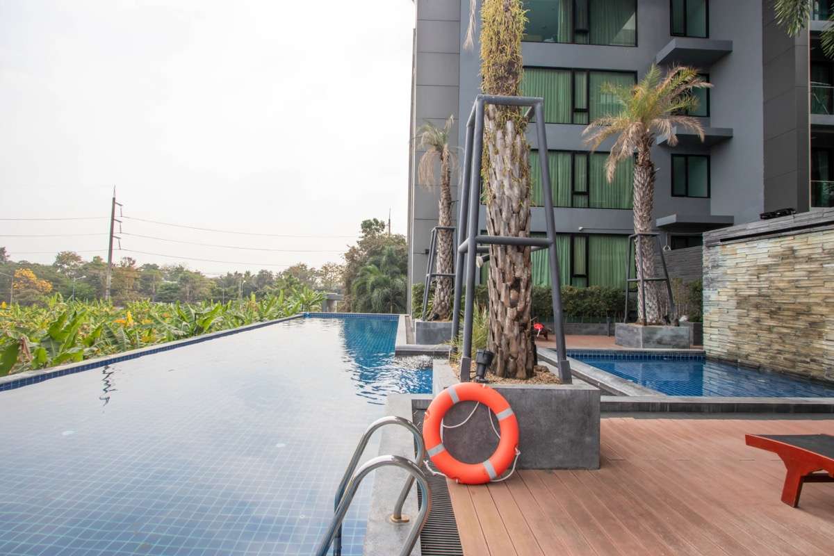 Modern Studio Condo for Sale at Star Hill Condominium : Pet Friendly