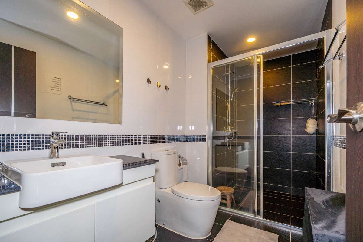 Modern 1-Bedroom Condo for Sale at The Vidi Condominium