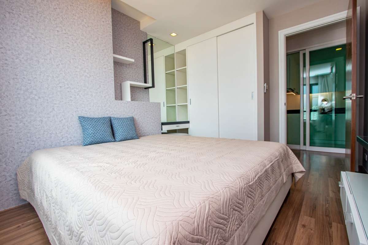 The Shine Condominium : 1 Bedroom Condo For Sale