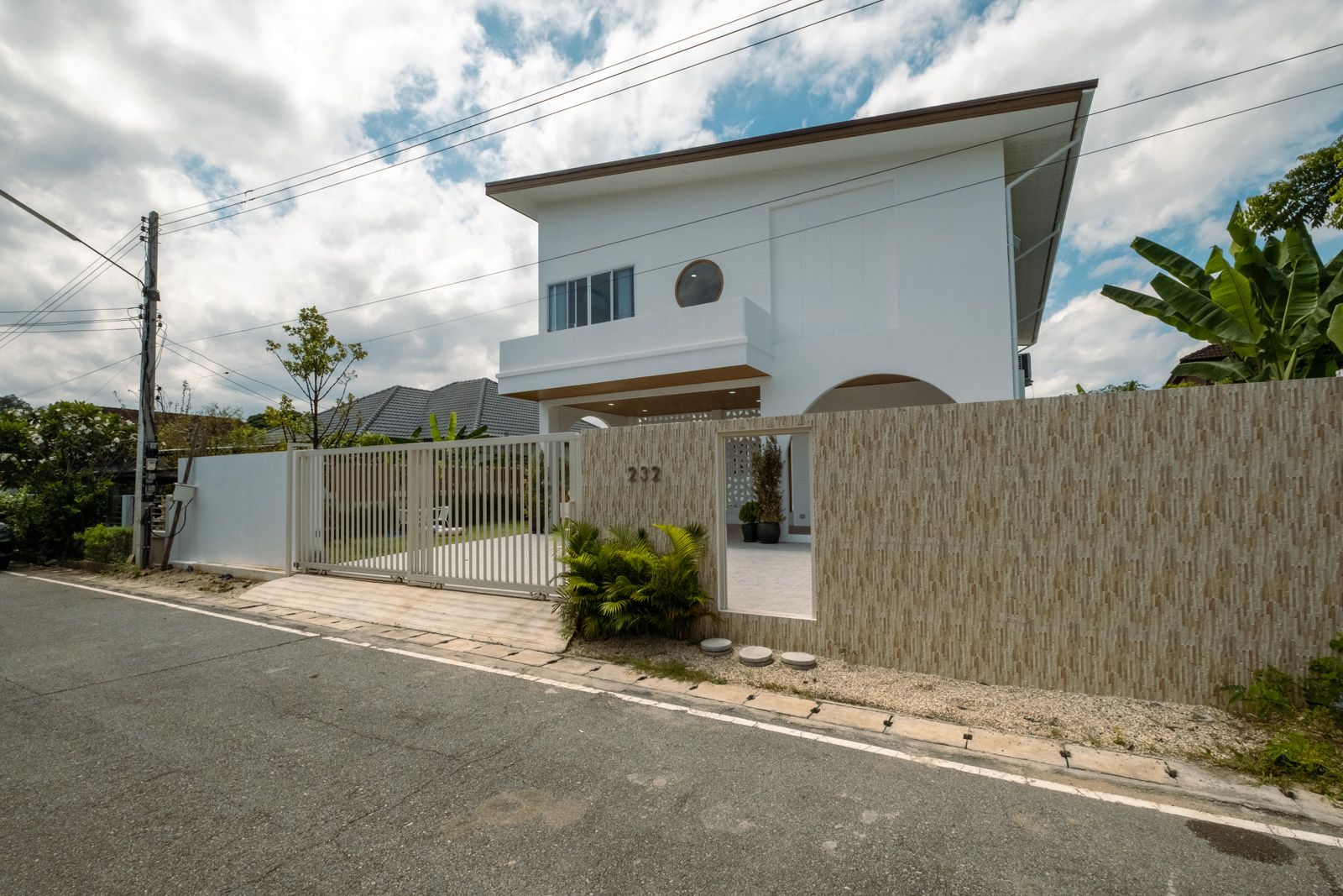 Modern Jinda Villa Pool Oasis near Chiang Mai’s Best Schools