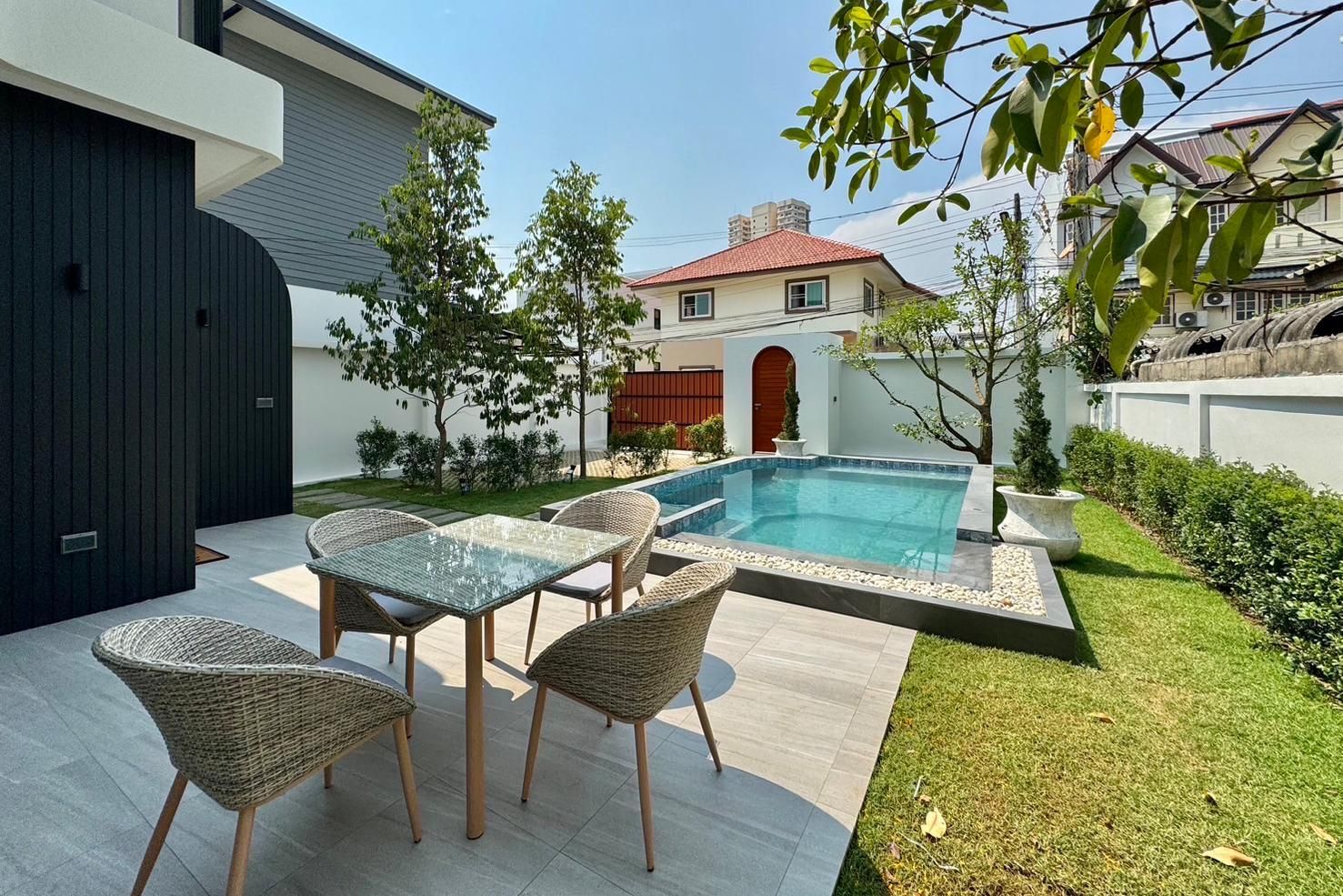 Brand-New Chiang Mai Villa with Private Pool & Rooftop