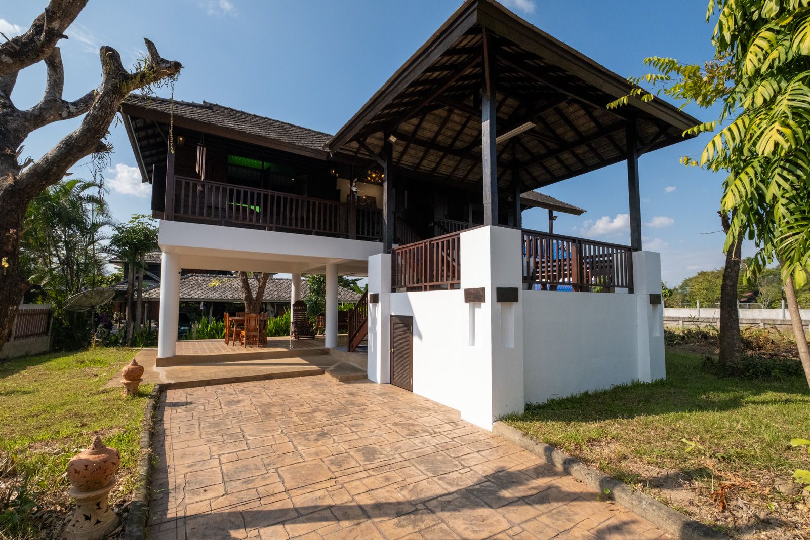 Traditional Paduk Wood 2-Bedroom with Mountain Views in Mae Rim