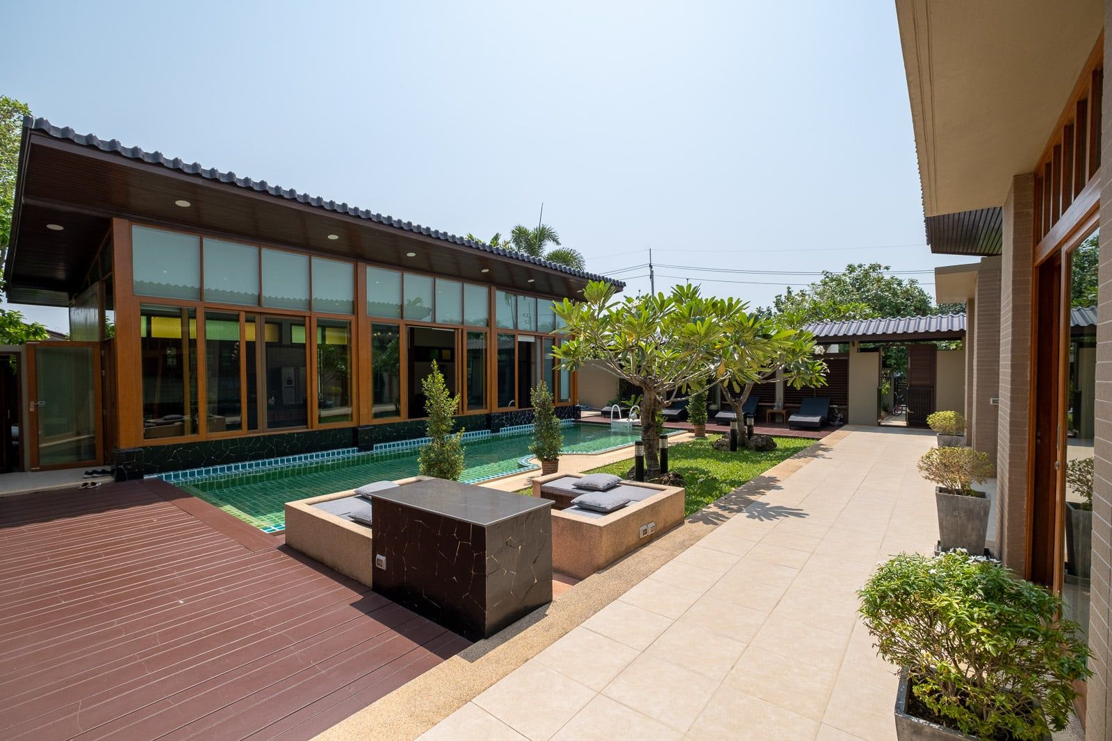 3 Bedroom Pool Villa in Saraphi