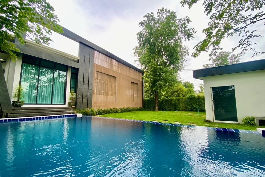 4 Bedroom Pool Villa in Lamphun
