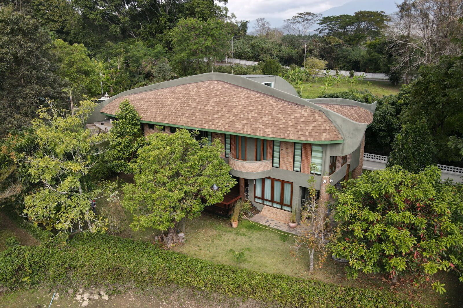 4-Bedroom Pool Villa in San Pa Tong with Large Garden