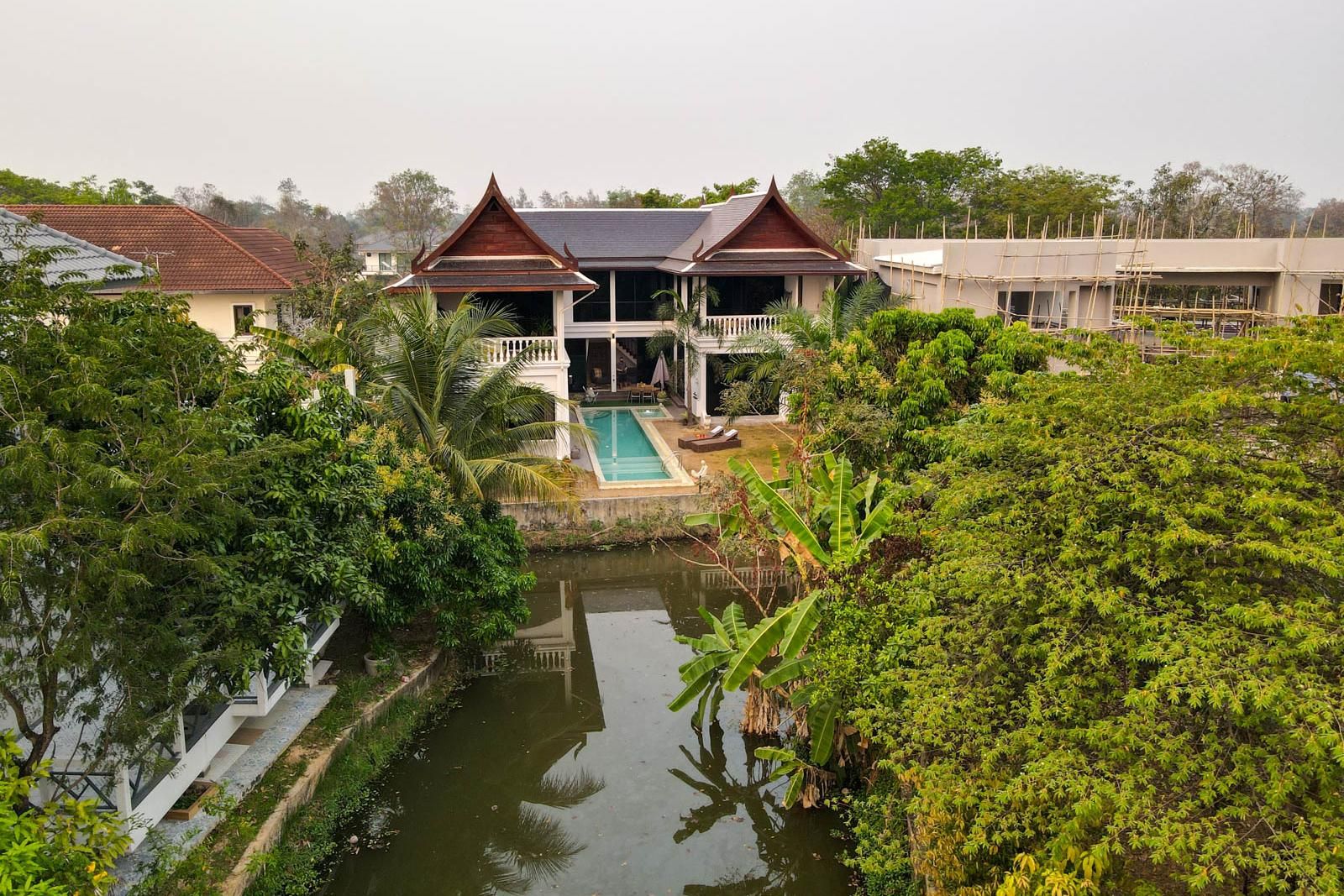5 Bedroom Pool Villa in Flora Ville, Doi Saket