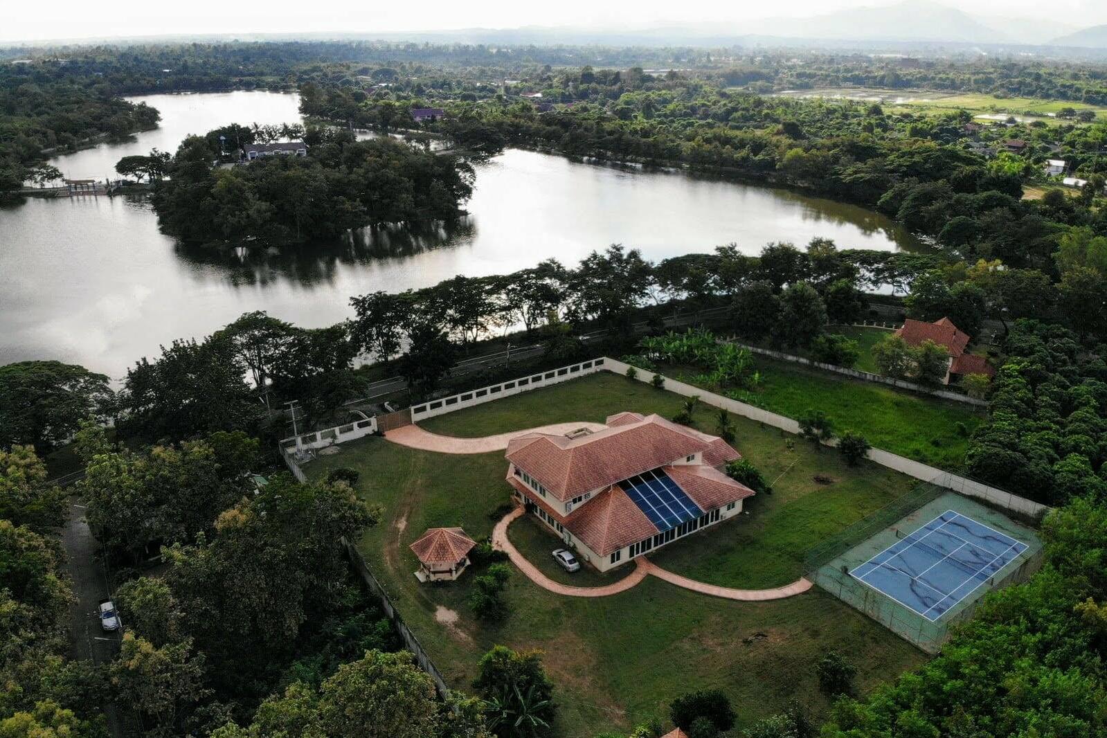 5 Bedroom, Colonial House in San Pa Tong