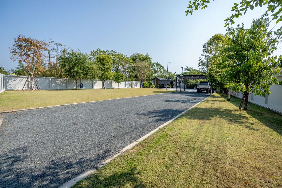 Discover Your Dream Plot of Land in Chiang Mai
