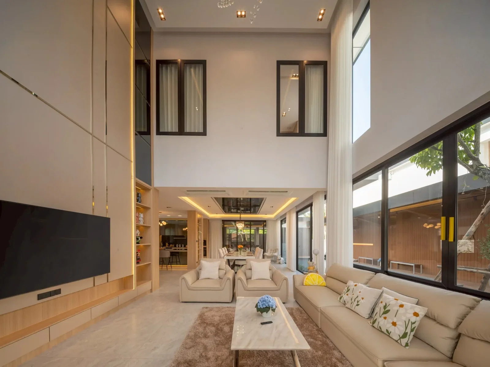 Chiang Mai Real Estate | Modern Living at The Urban Residences