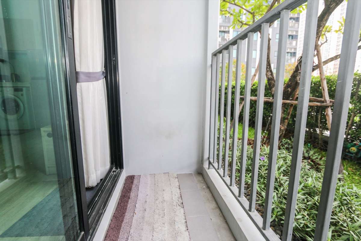 For Sale: Fully Furnished One-Bedroom Condo at The Escent Chiang Mai – 5th Floor