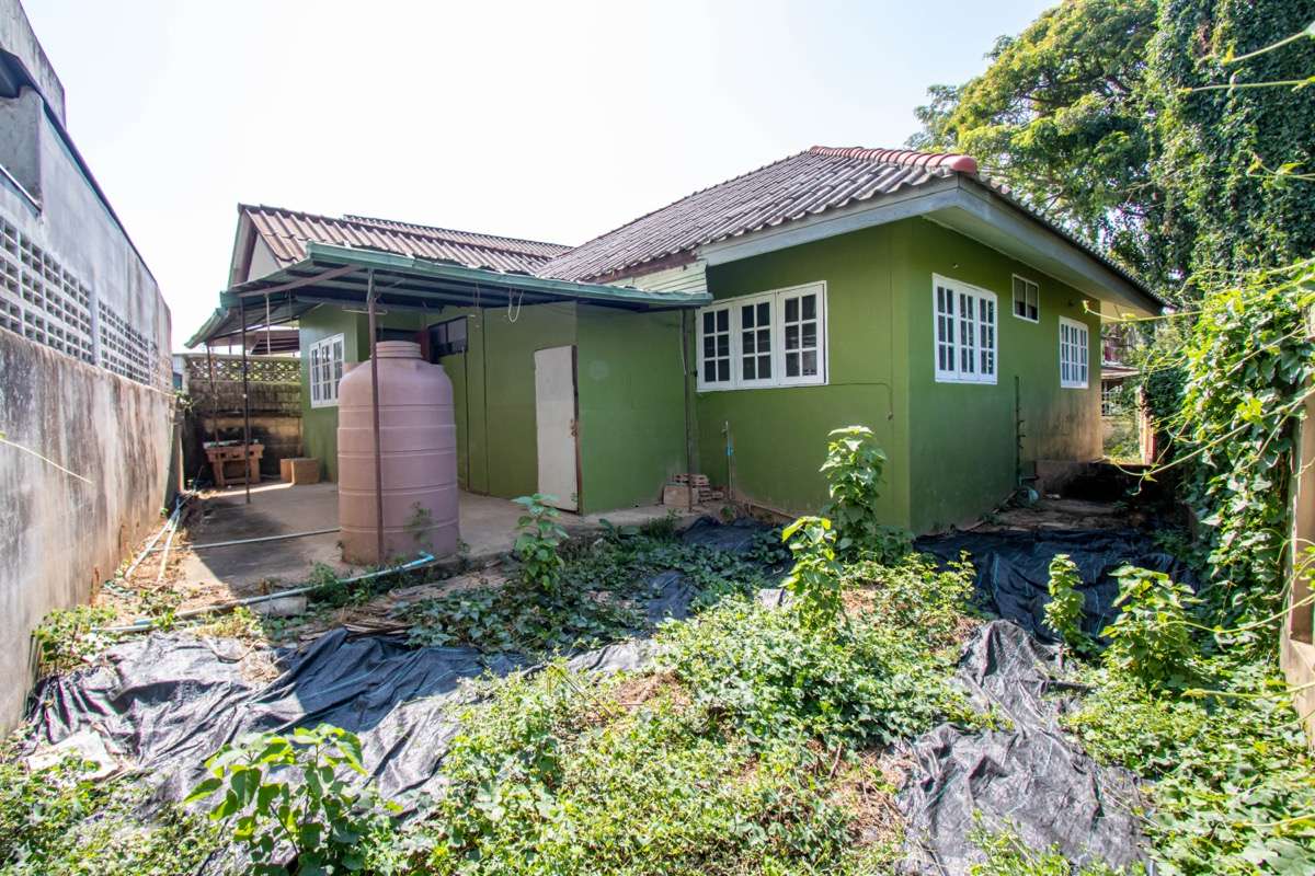 Renovation or Redevelopment Opportunity in Pa Daet