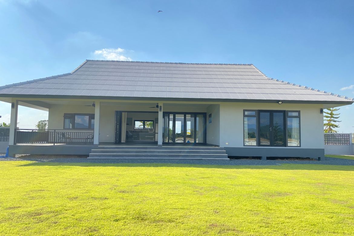 A modern 4 bed house for sale in Doi Saket