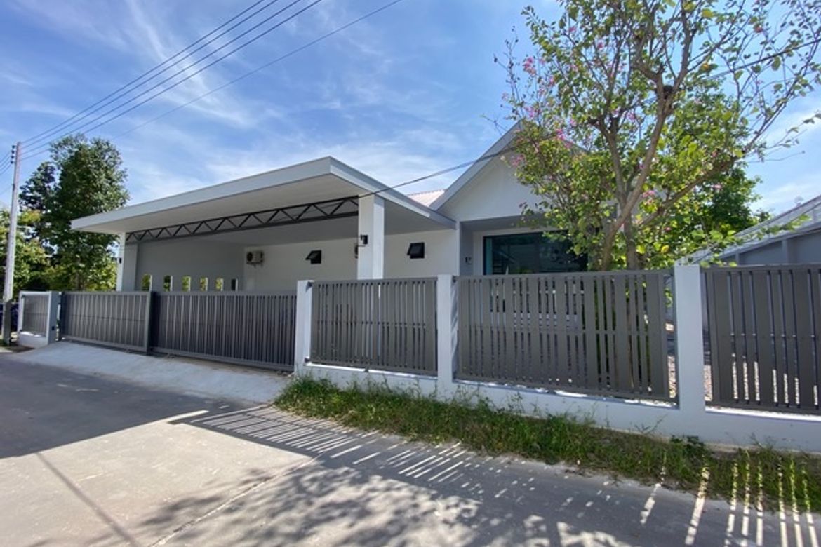 Brand new 3 bed house for sell in San Pa Tong, Chiang Mai