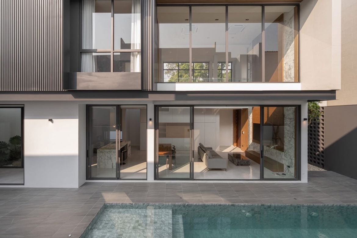 3 Bedroom Modern Pool Villa for Sale in Muang Chiang Mai