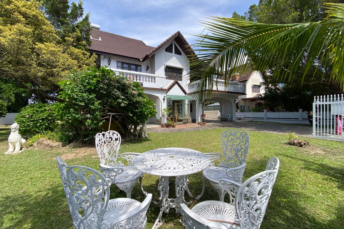 A family home with 4 bed for sale at Muang Chiang Mai