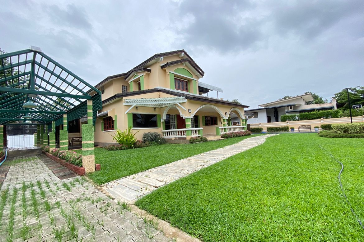 6 bed house for sale in Muang, Chiang Mai