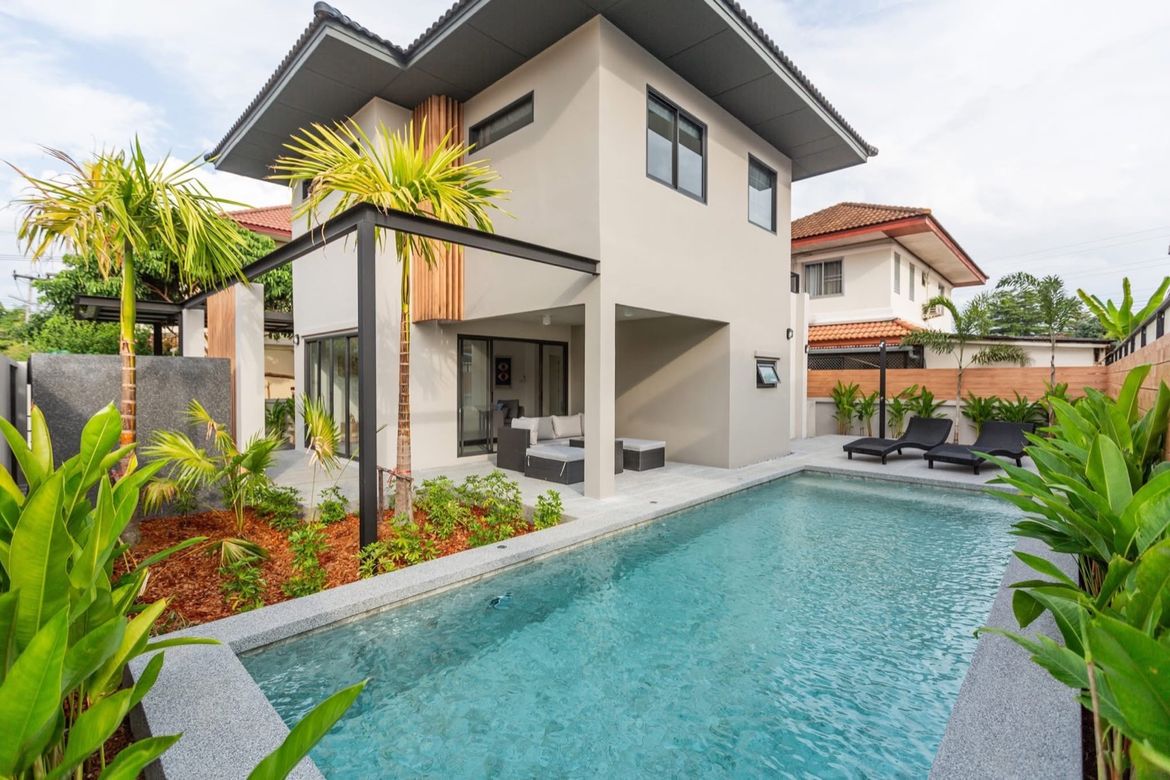 4 Bedroom House for sale in Kad Farang Village