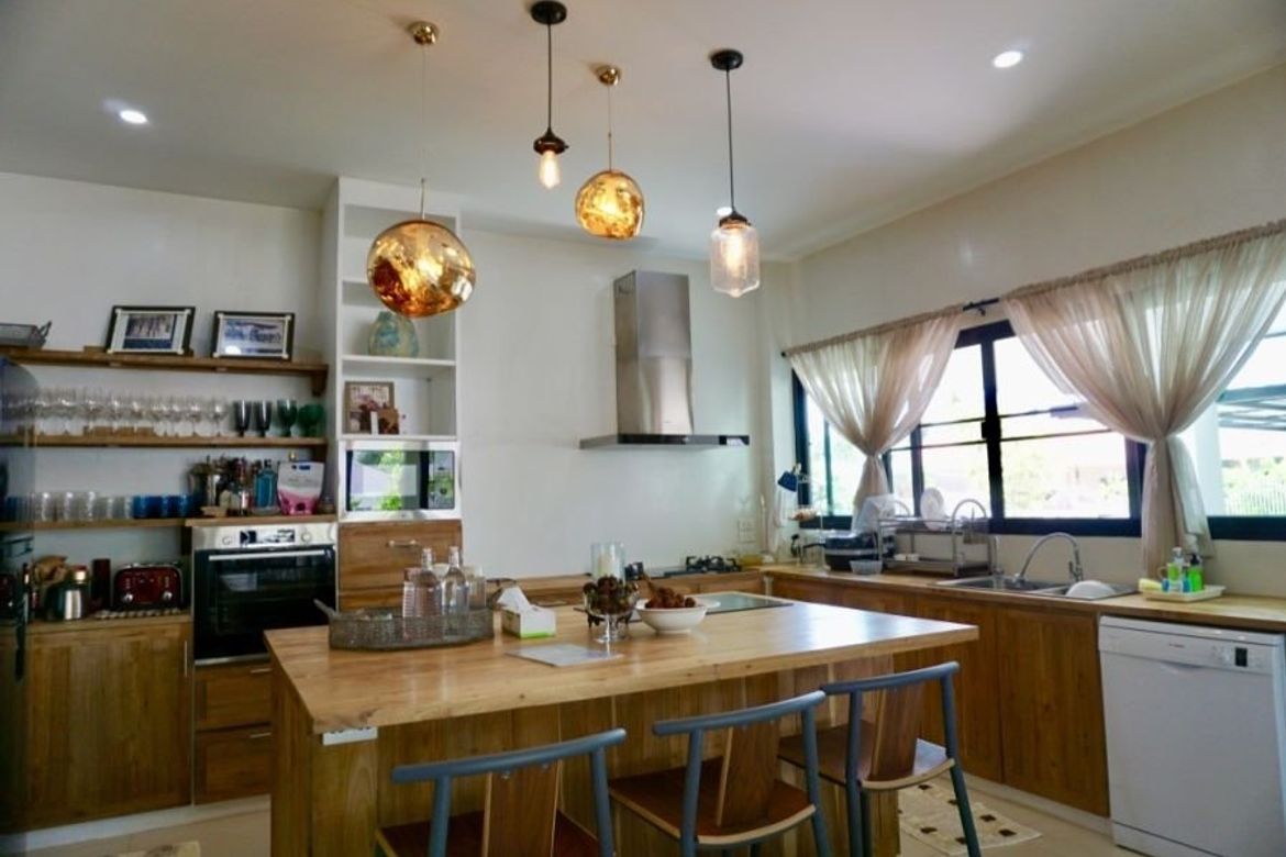 3 bed house for rent or sale in Hang Dong Chiang Mai