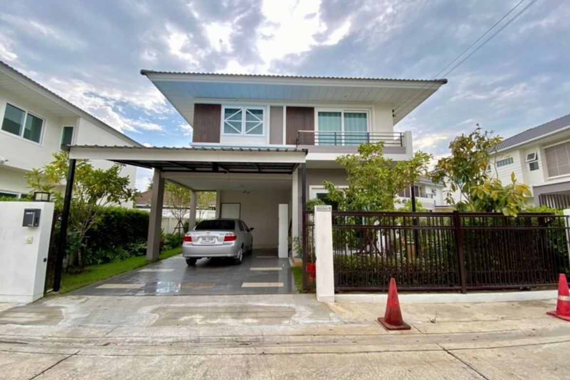 Brand new 4 beds house for rent in Muang Chiang Mai